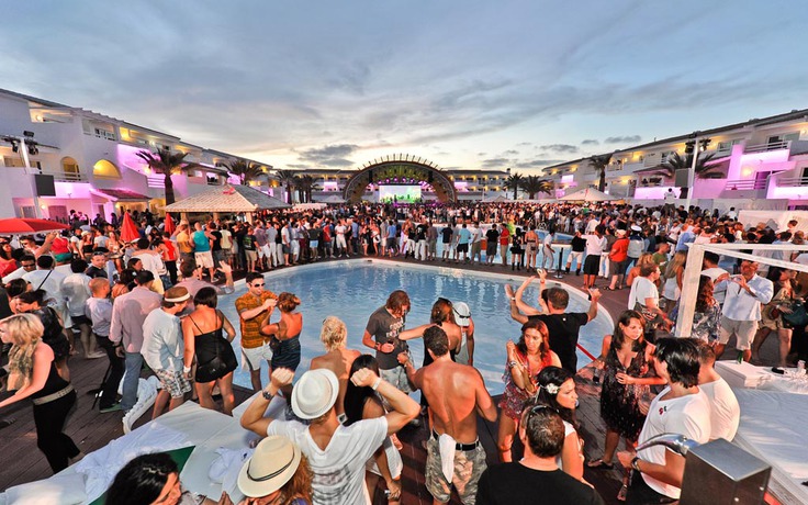 Coco Música Resort tái hiện phong cách 'Ibiza'