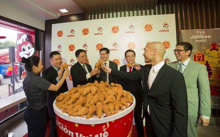 Jollibee khai trương cửa hàng thứ 100