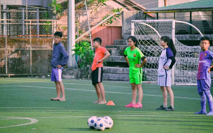 4 bạn trẻ Việt Nam dự lễ hội bóng đá của FIFA World Cup 2018