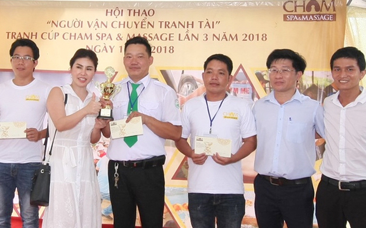 Hàng trăm tài xế tranh cúp ‘Người vận chuyển 2018’