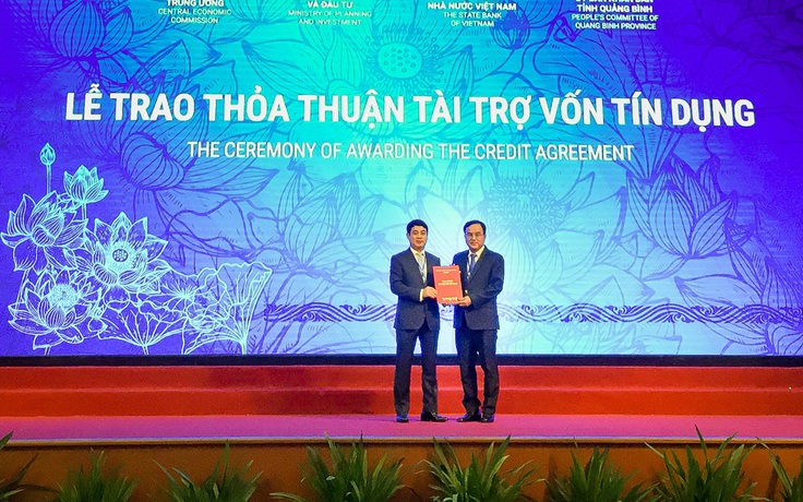 Vietcombank thỏa thuận ‘rót’ hơn 27.000 tỉ đồng cho dự án của EVN tại Quảng Bình