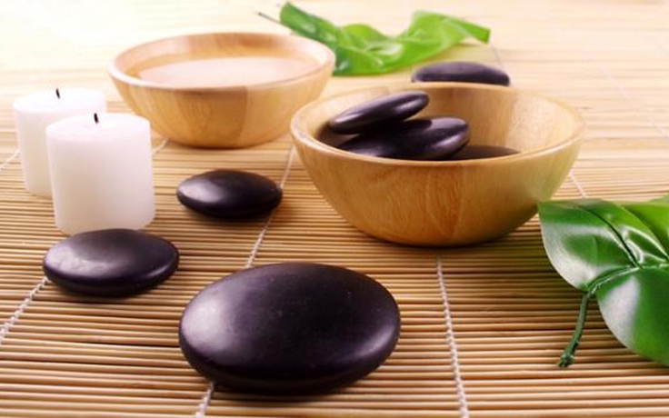 Đá nóng massage và những công dụng phụ người sử dụng cần tránh