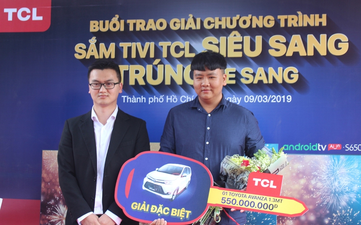 TCL Việt Nam tổ chức trao giải cho khách hàng trúng thưởng