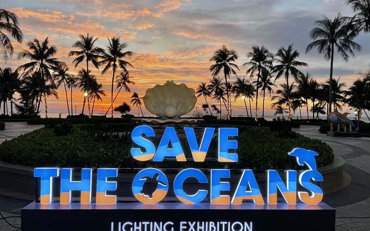 Đảo ngọc Phú Quốc đón Giáng sinh với triển lãm ánh sáng ‘Save the Oceans’