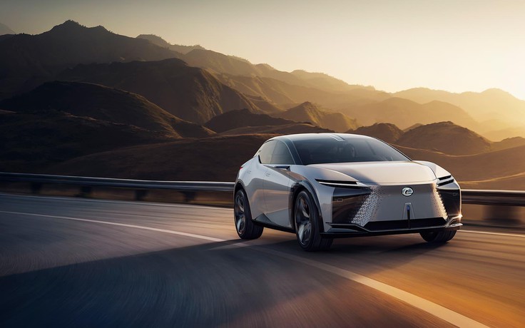 Lexus mở lối kỷ nguyên điện hoá, làn gió mới tại VMS 2022