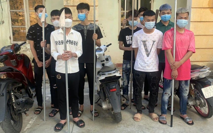 Vĩnh Phúc: 44 thanh thiếu niên hỗn chiến trên đường phố, hung khí tự chế