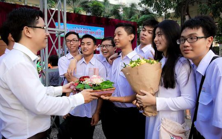 Phải làm gì khi trường học bị ‘cái ảo’ xâm lấn?