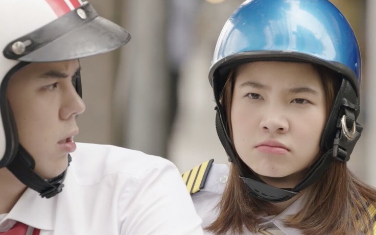 Phim Thái Lan 'Ôm hờ yêu thật' lấy tiếng cười khán giả Việt dịp đầu năm