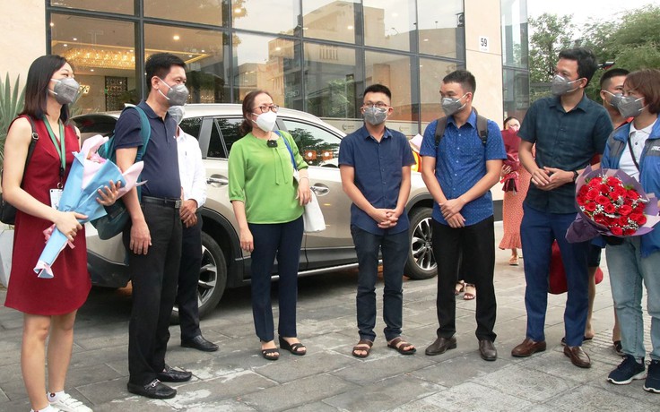 Thêm nhiều bác sĩ, kỹ thuật viên tình nguyện hỗ trợ Đà Nẵng chống Covid-19