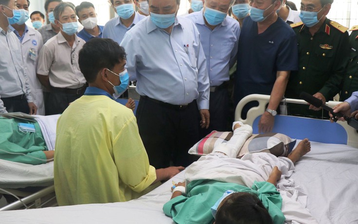 Thủ tướng: Miễn viện phí điều trị cho các nạn nhân vụ sạt lở ở Trà Leng