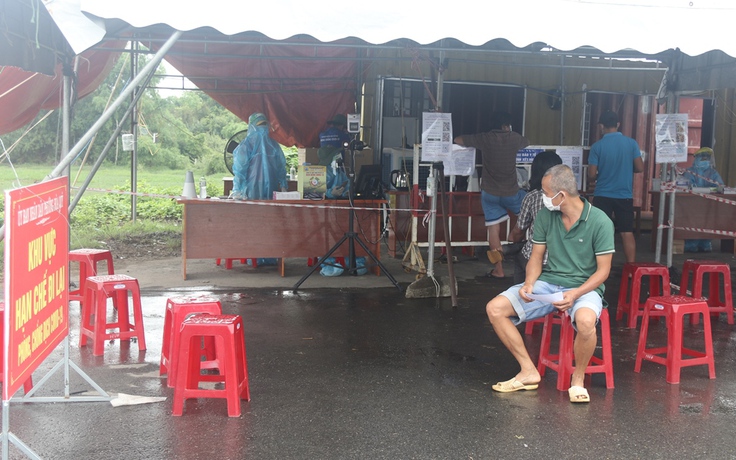 Đà Nẵng: Người dân trở lại thành phố cần khai báo để được tiêm vắc xin Covid-19