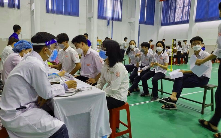 Quảng Nam: Nam sinh lớp 11 tử vong sau 3 ngày tiêm vắc xin phòng Covid-19