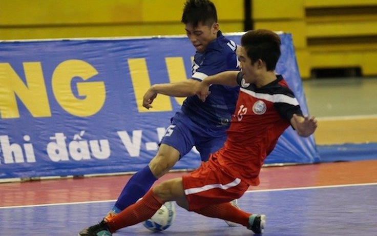 Khán giả la ó ở giải futsal vô địch quốc gia 2015