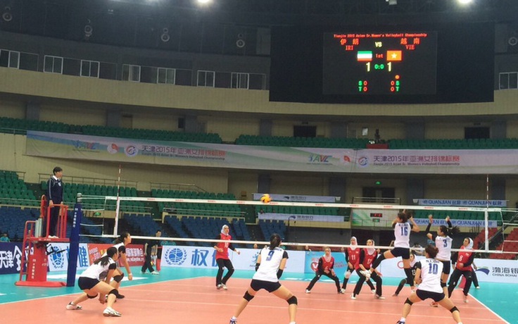 Bóng chuyền nữ Việt Nam thắng kịch tính đối thủ mạnh Iran
