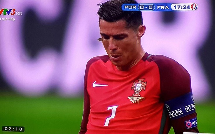 Đàn bướm quấy rối Ronaldo sắp tràn qua Vương quốc Anh