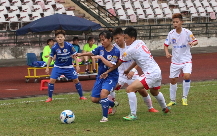 Thắng Sơn La 2-0, nữ chủ giải Hà Nam áp sát ngôi đầu