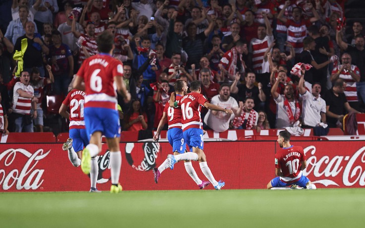 Granada và câu chuyện điên rồ ở La Liga