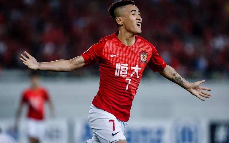 Ngôi sao của tuyển Trung Quốc sẽ vắng mặt ở trận gặp Việt Nam do chấn thương