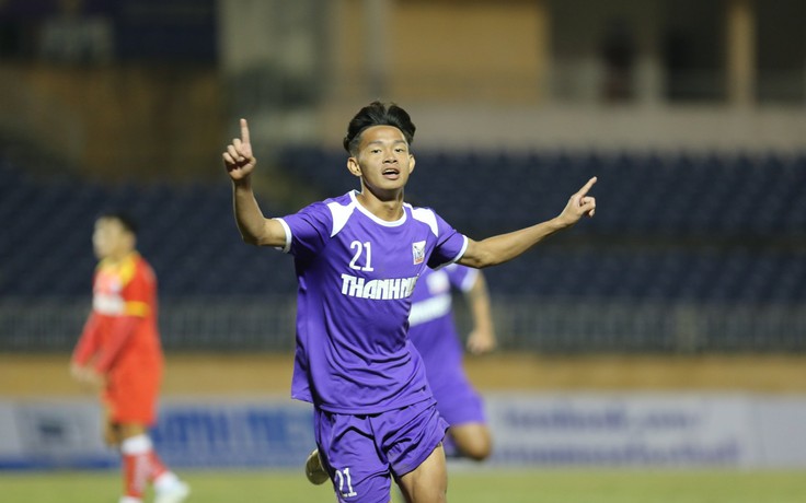 VCK U.21 quốc gia, Bình Dương 3-1 Khánh Hòa: Bùi Vĩ Hào lập hat-trick