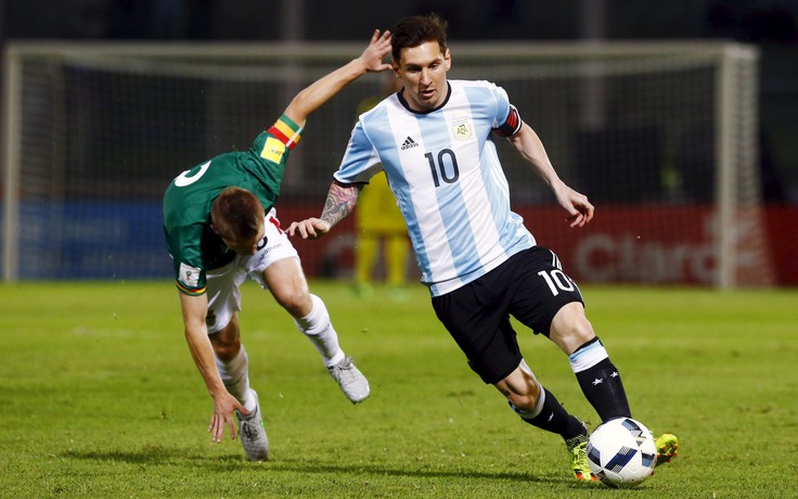 Argentina thắng nhẹ nhàng Bolivia, Brazil suýt thua trên sân Paraguay