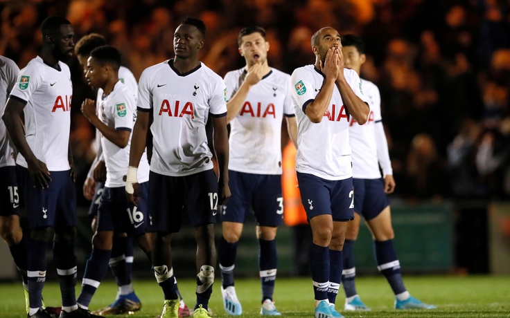 Tottenham nhận thêm cú sốc ở Cúp Liên đoàn Anh