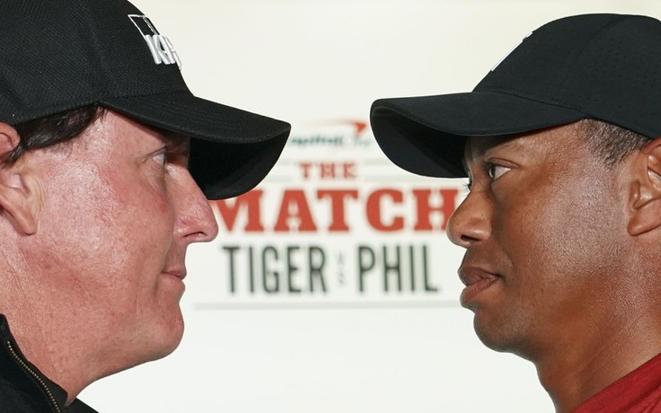 'Đại chiến golf' giữa Woods và Mickelson bị chỉ trích vì… núi tiền