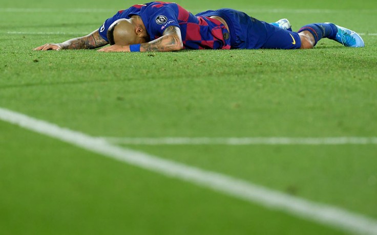 Champions League: Barcelona chùn chân tại Nou Camp, chiếc ghế của HLV Valverde nghiêng ngã