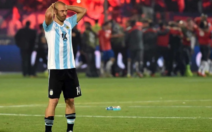 Mascherano vô địch danh hiệu “đen đủi nhất” trong lịch sử bóng đá