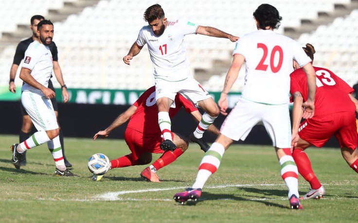 Các tuyển thủ Iran buồn vì bị 'bỏ rơi' dù sắp đoạt vé dự World Cup 2022