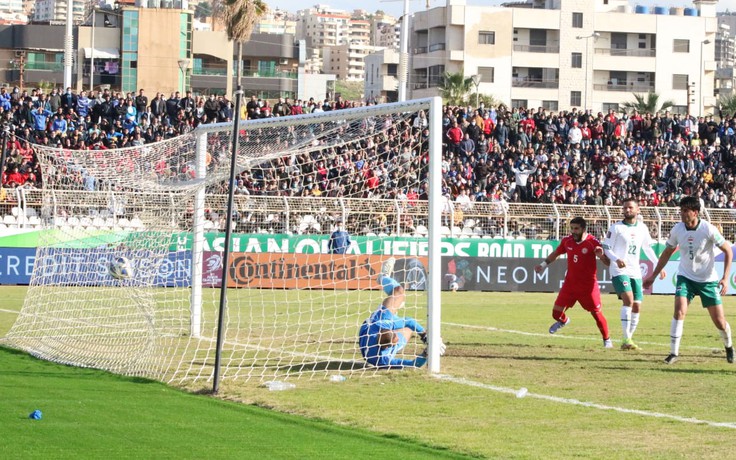 Kết quả Lebanon 1-1 Iraq, vòng loại World Cup 2022: Tự làm khó nhau