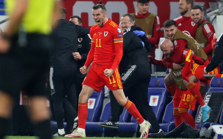 Siêu phẩm của Gareth Bale giúp Xứ Wales tiến sát cơ hội dự World Cup 2022