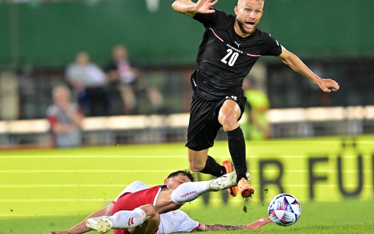 LĐBĐ Áo ‘chụp X-quang’ sân trước trận gặp Đức tại UEFA Nations League