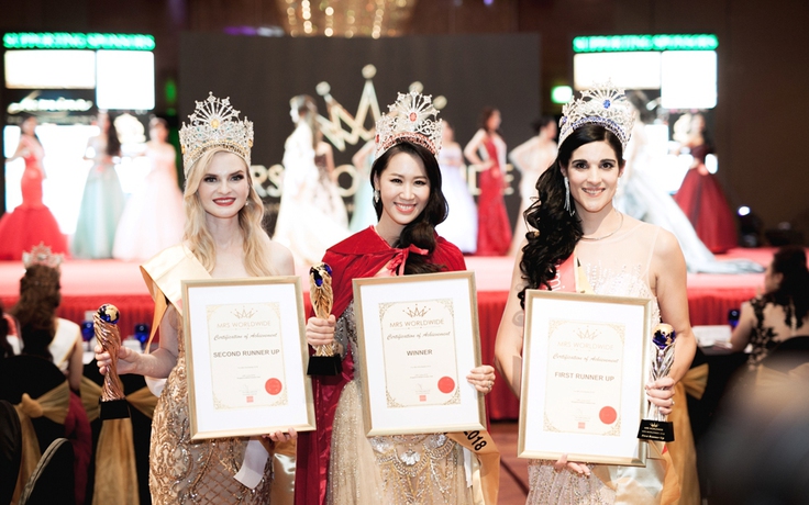 MC Dương Thùy Linh đăng quang Mrs. Worldwide 2018