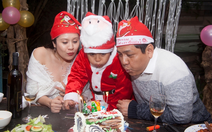 Bụng bầu 7 tháng, Thanh Thúy vẫn tự tay chuẩn bị tiệc sinh nhật cho Đức Thịnh