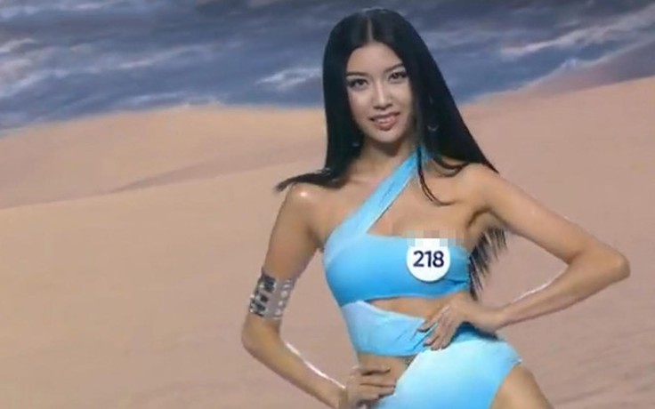 Ban tổ chức Hoa hậu Hoàn vũ Việt Nam nói gì vụ Thúy Vân lộ ngực?