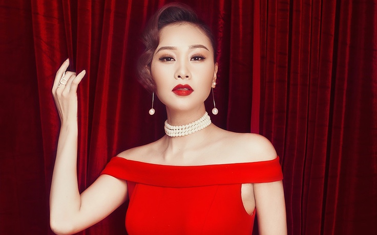 Ca sĩ Hà Thúy Anh: Từng làm phát thanh viên vì sợ 'ế chồng'