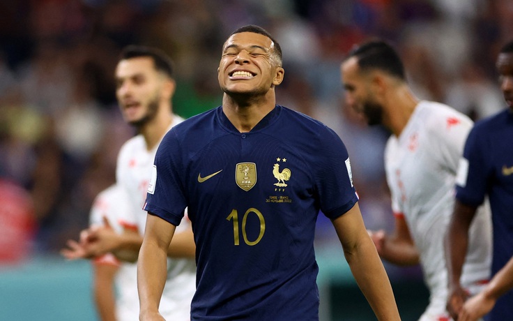 Bị VAR tước bàn thắng phút cuối, tuyển Pháp thua sốc trước Tunisia