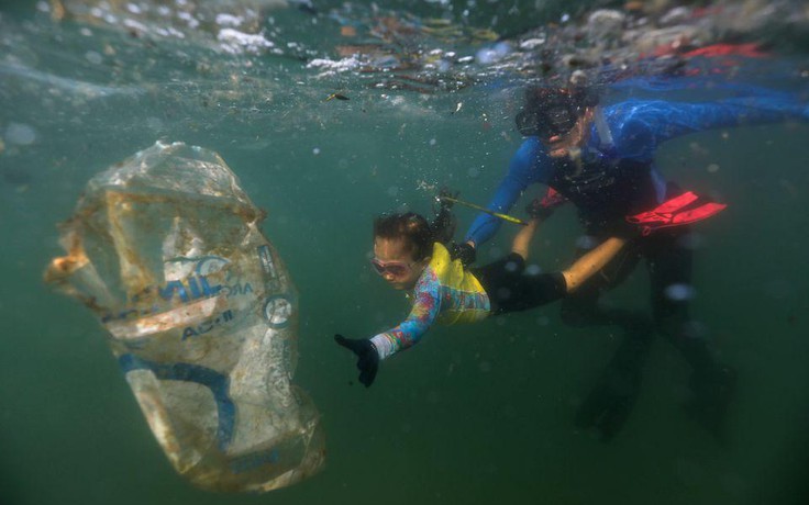 Mỹ thải rác nhựa nhiều nhất thế giới