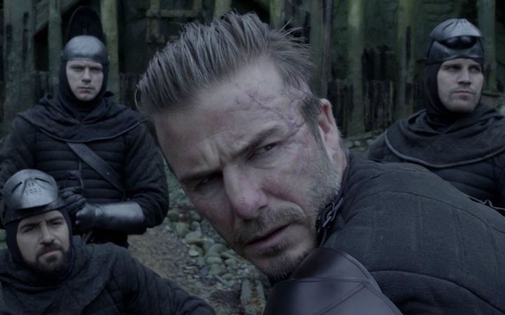 Đạo diễn 'King Arthur' bảo vệ David Beckham trước sự chê bai của cư dân mạng