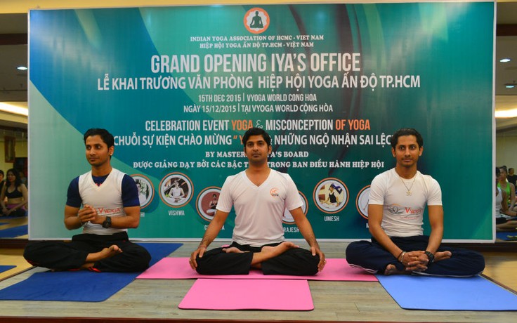 'Yoga giúp con người xích lại gần nhau'