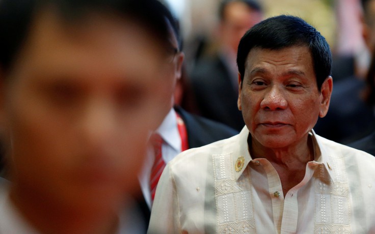 Lần đầu dự thượng đỉnh ASEAN, ông Duterte vắng họp vì... đau đầu