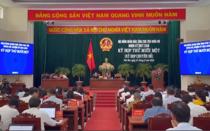 HĐND tỉnh Phú Yên miễn nhiệm Chủ tịch UBND tỉnh Phú Yên