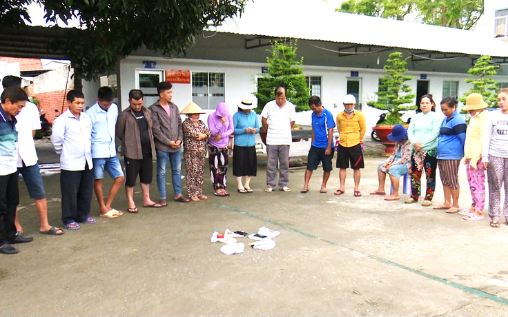 An Giang: Bắt tụ điểm lắc tài xỉu có nhiều phụ nữ tham gia