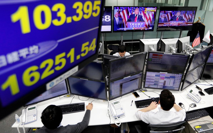 Giới chức tài chính Nhật Bản sốc với kết quả bầu cử tổng thống Mỹ