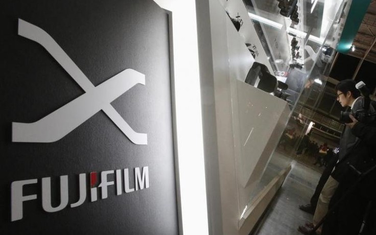 Hãng Fujifilm làm gì để sống sót trong thời đại kỹ thuật số?