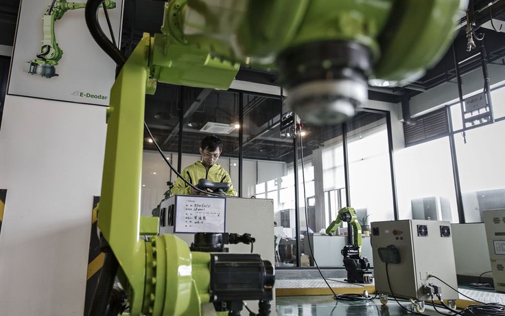 Trung Quốc tăng cường sản xuất robot