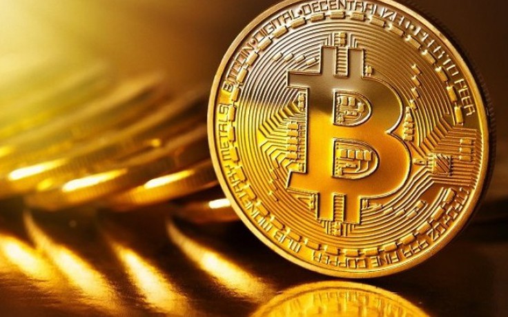 Bitcoin nên được quy định như vàng