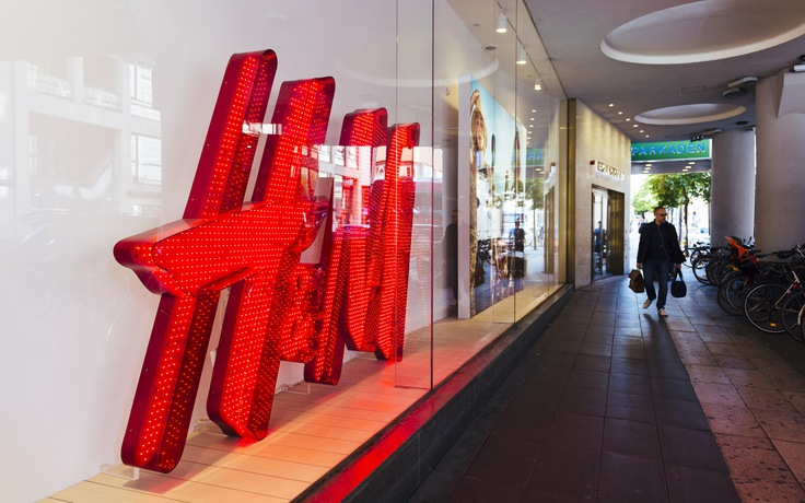 Hàng ế ẩm của H&M lên hơn 4 tỉ USD