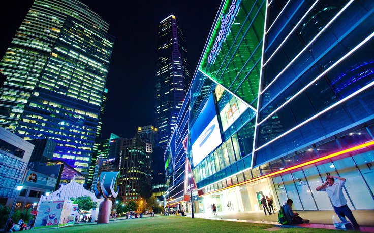 Singapore tuyên bố đang vượt Hồng Kông, trở thành trung tâm kinh doanh châu Á
