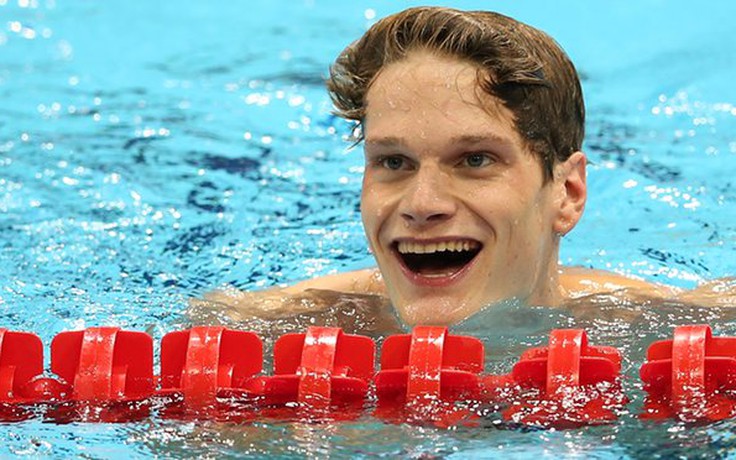 Nhà vô địch Olympic hứa bơi vòng quanh Iceland nếu Pháp thua